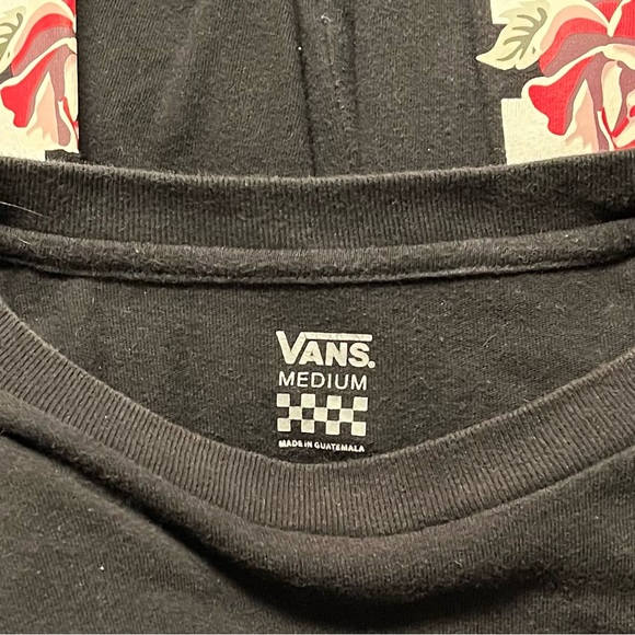 Vans long sleeve T-shirt, size medium - Picture 7 of 7